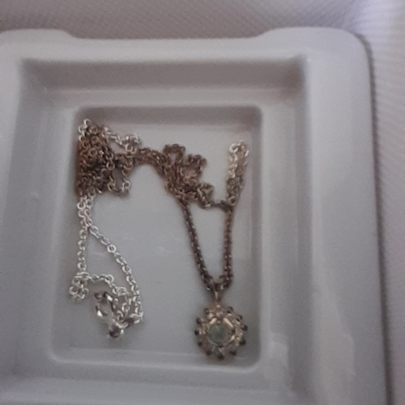 Necklace - Picture 1 of 1